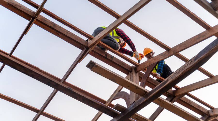 Professional gutter cleaning services in Finley, CA